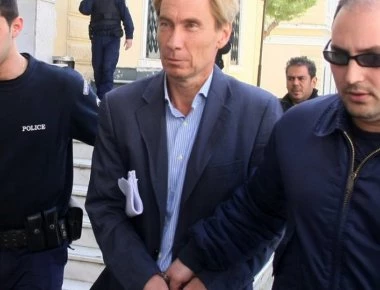 6 λεπτά αρκούσαν για να αποδράσει ο Οσβαλντ -Τι πήρε μαζί του
